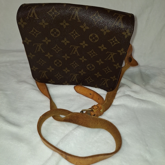 Louis Vuitton Cartouchiere MM - Picture 2 of 11